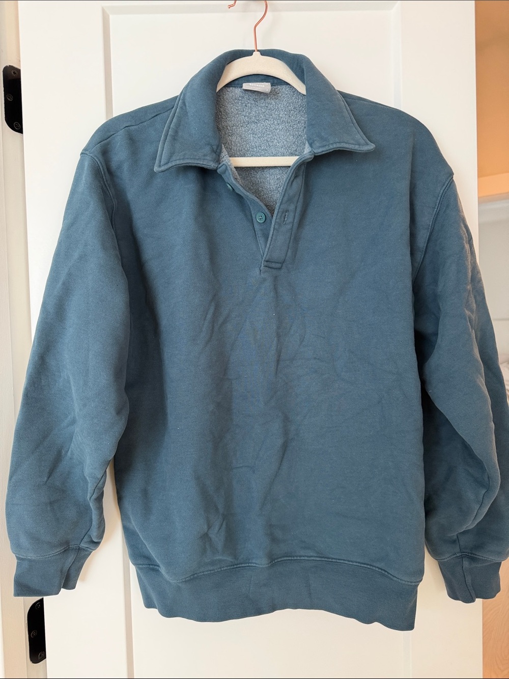 TNA Cozy Fleece Boyfriend Pullover in Slate Blue